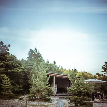 Hobekala בית הארחה Kalana